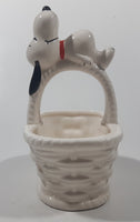 Vintage United Features Syndicate Charles Schulz Peanuts Snoopy 5 1/2" Tall Ceramic White Basket Made in Japan