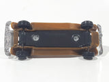 Unknown Brand Antique Classic Car White with Brown Fenders Die Cast Toy Car Vehicle