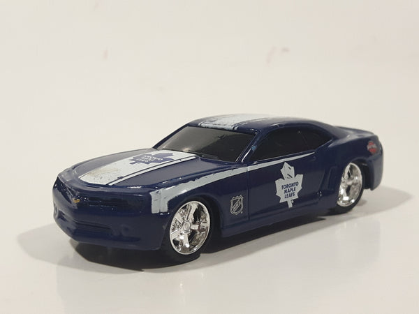 2010 Maisto Top Dog Toronto Maple Leafs NHL Ice Hockey Team 2006 Chevrolet Camaro Concept Blue Die Cast Toy Car Vehicle 1:64 Scale with Rubber Tires