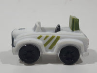 2017 Spin Master Paw Patrol White Hard Rubber Toy Vehicle with Stationary Wheels