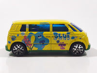 2004 Matchbox Nick Jr Blue's Clues Volkswagen Microbus Yellow Die Cast Toy Car Vehicle