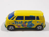 2004 Matchbox Nick Jr Blue's Clues Volkswagen Microbus Yellow Die Cast Toy Car Vehicle