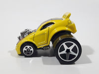 2004 Hot Wheels First Editions Fatbax 04 Mustang GT Yellow Die Cast Toy Car Vehicle