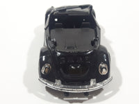 Unknown Brand No. 8602 Volkswagen Beetle Convertible Black 1/35 Scale Die Cast Toy Car Vehicle with Opening Doors Missing Parts