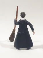 2004 WBEI Harry Potter Hogwarts Uniform with Quidditch Broom Stick Accessory 2 5/8" Tall Toy Action Figure