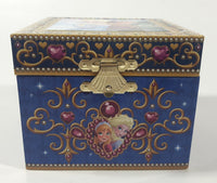 2013 Disney Parks Frozen Elsa and Anna Wind Up Musical Jewelry Box Plays "Let It Go"