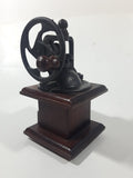 Antique Style Metal Hand Wheel Coffee Grinder Mill with Wood Base