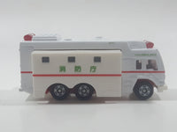 1996 Tomy Tomica No. 118 Super Ambulance White Die Cast Toy Car Vehicle with Slide Out Sides