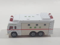 1996 Tomy Tomica No. 118 Super Ambulance White Die Cast Toy Car Vehicle with Slide Out Sides