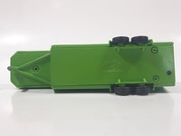 Maisto Countryside Farm & Field Overland Cattle Carriers Livestock Trailer Green Die Cast Toy Car Vehicle with Opening Rear Gate