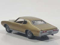 2003 Johnny Lightning 1969 Pontiac GTO Gold Die Cast Toy Car Vehicle with Opening Hood