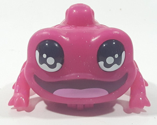 2018 Hasbro Yellies! Pink 3 3/8" Wide Toy Figure