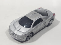 Maisto 2002 Cadillac Cien Concept Silver Die Cast Toy Car Vehicle