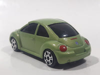 Maisto VW Volkswagen New Beetle Green Die Cast Toy Car Vehicle