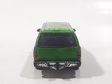 2010 Matchbox Construction 2000 Chevrolet Suburban Green Die Cast Toy Car Vehicle