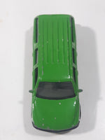 2010 Matchbox Construction 2000 Chevrolet Suburban Green Die Cast Toy Car Vehicle