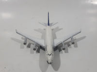 2009 Matchbox Lufthansa Boeing 747-400 Jumbo Passenger Jet Airplane White Die Cast Toy Car Vehicle