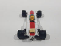 Vintage 1965 1972 Aviva United Features Syndicate Peanuts Woodstock Racer White Die Cast Toy Car Vehicle