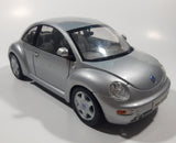 Maisto Volkswagen New Beetle Silver 1/18 Scale Die Cast Toy Car Vehicle with Opening Doors Hood and Hatch