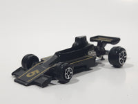 Vintage Yatming No. 1305 Lotus JPS #5 Black Die Cast Toy Race Car Vehicle Missing Driver