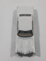 2005 Maisto G Ridez 1965 Buick Riviera White Die Cast Toy Car Vehicle with Rubber Wheels