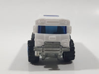 2015 Matchbox MBX Adventure City Scholar Hauler White Die Cast Toy Car Vehicle