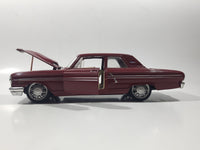 Maisto 1964 Ford Fairlane Thunderbolt Red 1/24 Scale Die Cast Toy Car Vehicle with Opening Doors and Hood