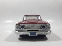 Maisto 1964 Ford Fairlane Thunderbolt Red 1/24 Scale Die Cast Toy Car Vehicle with Opening Doors and Hood