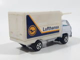 RealToy Lufthansa Airline Catering Airplane Loading Scissor Lift Container Truck White Die Cast Toy Car Vehicle