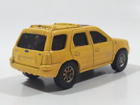 Maisto Ford Escape Yellow Die Cast Toy Car Vehicle