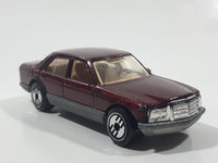 1994 Hot Wheels Mercedes 380 SEL Metalflake Dark Red Die Cast Toy Luxury Car Vehicle