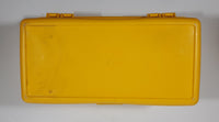 Vintage 1965 Zebco United Features Syndicate Peanuts Snoopy Catch 'Em Box Yellow Plastic Fishing Tackle Box