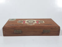 Vintage Royal Jamaica Casanovas 6 1/4" Hinged Wooden Cigar Box