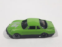 Unknown Brand #84 Green Die Cast Toy Car Vehicle