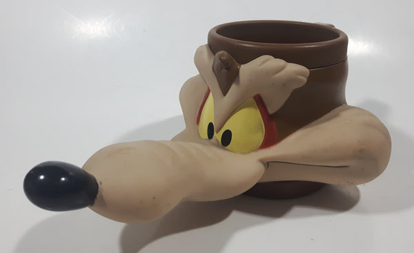 1992 KFC Warner Bros. Looney Tunes Wile E. Coyote Plastic Coffee Cup Mug