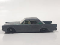Vintage 1970s Lesney Matchbox Series No. 31 Lincoln Continental Green Blue Die Cast Toy Car Vehicle