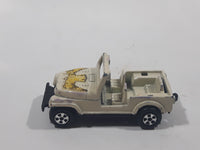 Vintage 1981 ERTL Dukes of Hazzard Daisy Duke's Jeep White Cream Die Cast Toy Car Vehicle 1/64 Scale