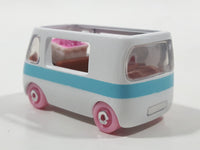 Moose Shopkins White Die Cast Toy Car Vehicle