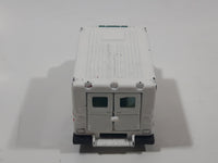 1989 Hot Wheels Workhorses American Ambulance White Die Cast Toy Car Emergency Paramedics Rescue Vehicle with Opening Rear Doors