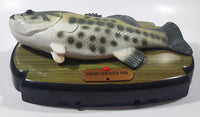 RARE 1999 USA Item No. 1008 "Singing Sam River Fish" Singing Moving Bass Fish On Plastic Plaque WORKING