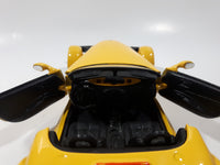 1999 Maisto Special Edition 1997 Chrysler Prowler '99 Color Yellow 1:24 Scale Die Cast Toy Car Vehicle with Opening Doors