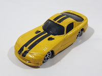 2009 Maisto 1998 Dodge Viper GT2 Yellow With Black Stripes Die Cast Toy Car Vehicle Missing Spoiler